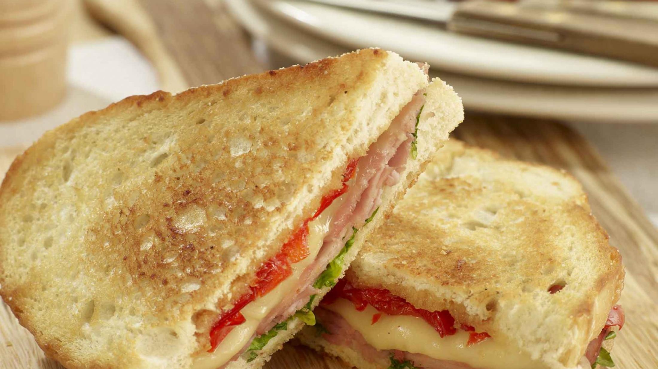 jambtranchefumegrilledcheesebg.jpg