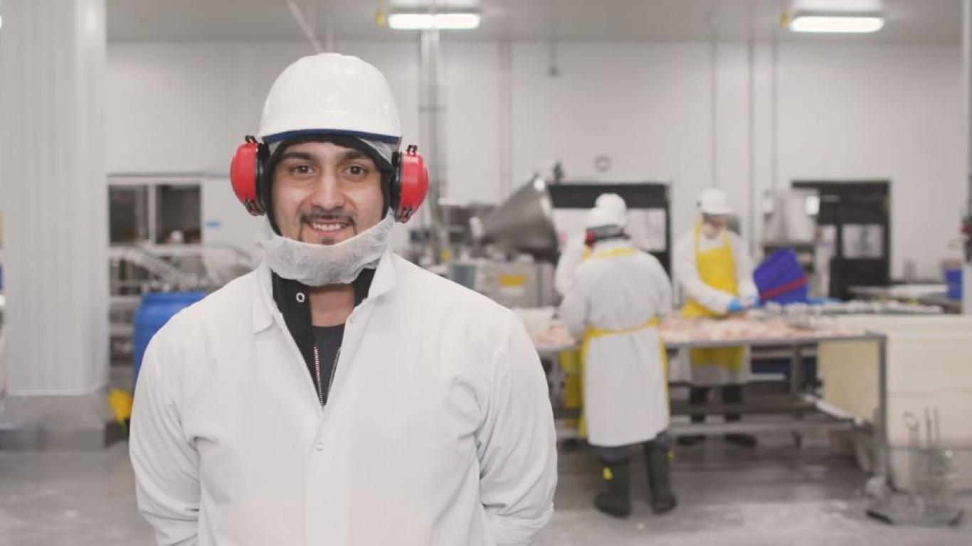 duBreton plaide pour un soutien responsable au Programme des travailleurs étrangers temporaires